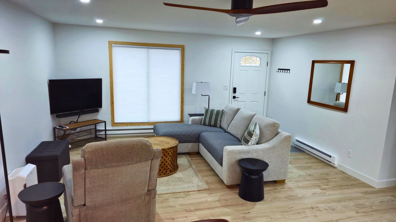 Photo of Livingroom in Broomfield