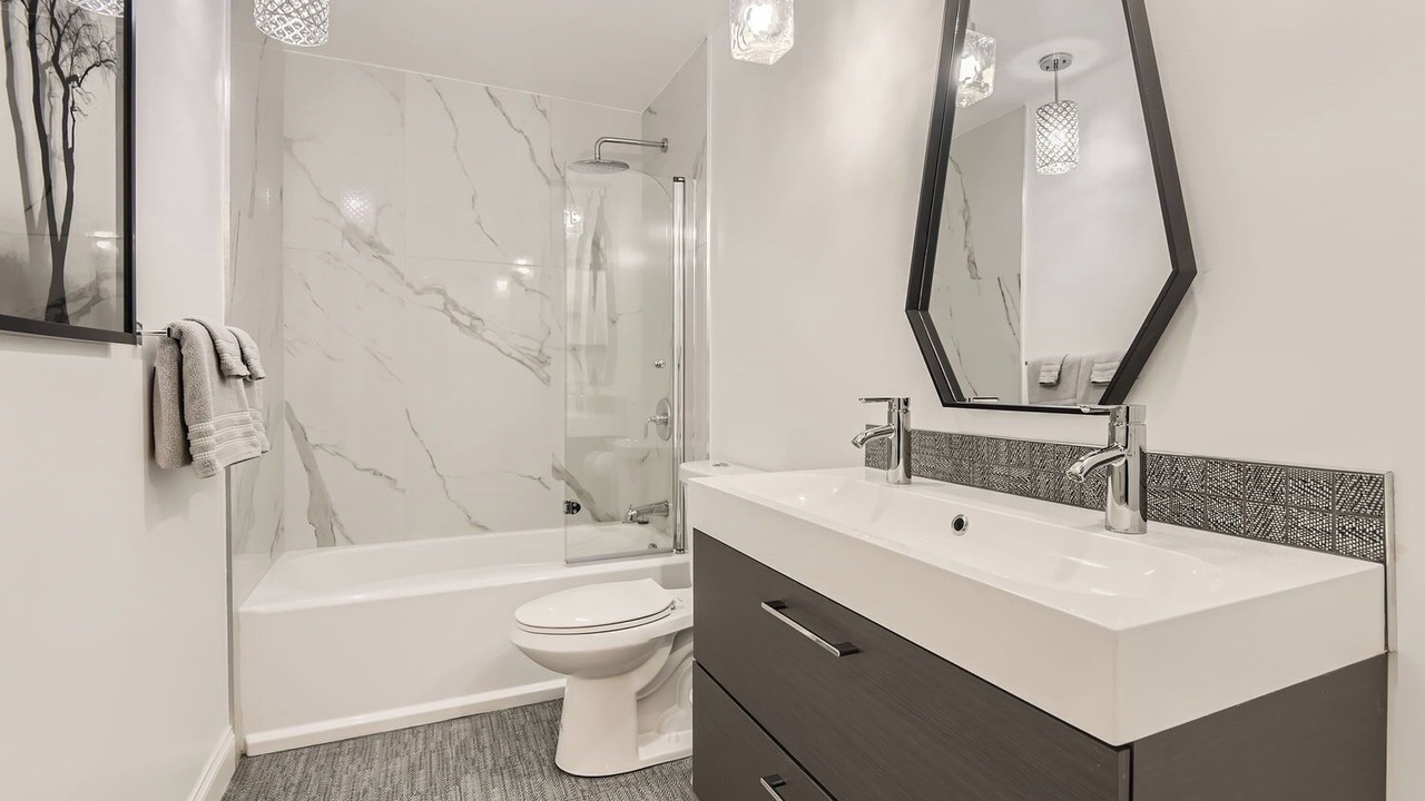 Photo of Bathroom in Englewood