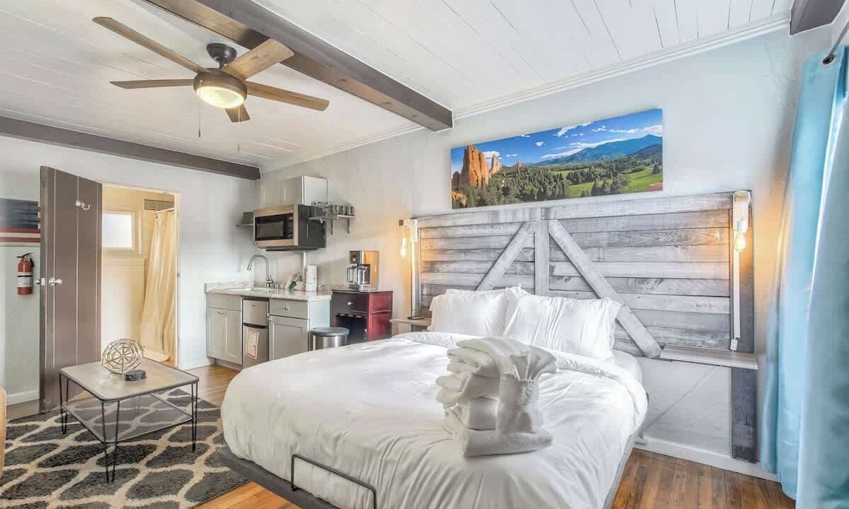 Photo of Bedroom in West Colorado Springs