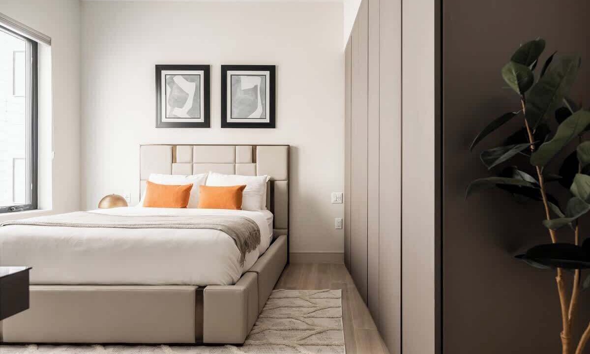 Photo of Bedroom in Jefferson Park