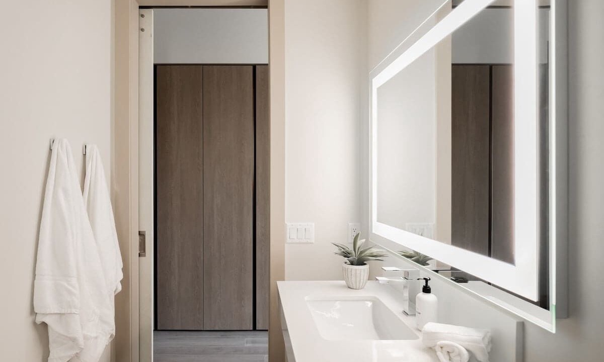 Photo of Bathroom in Jefferson Park
