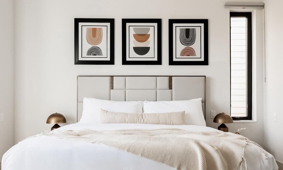 Photo of Bedroom in Jefferson Park