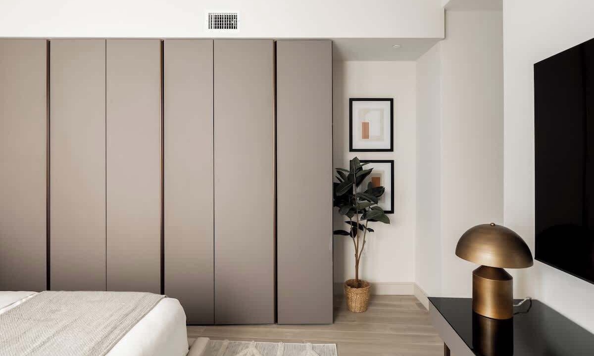 Photo of Bedroom in Jefferson Park