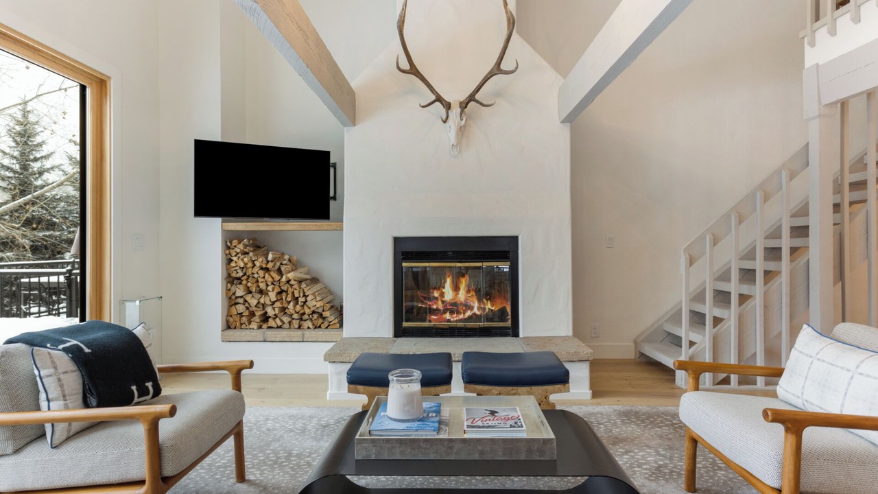 Photo of Livingroom in Vail