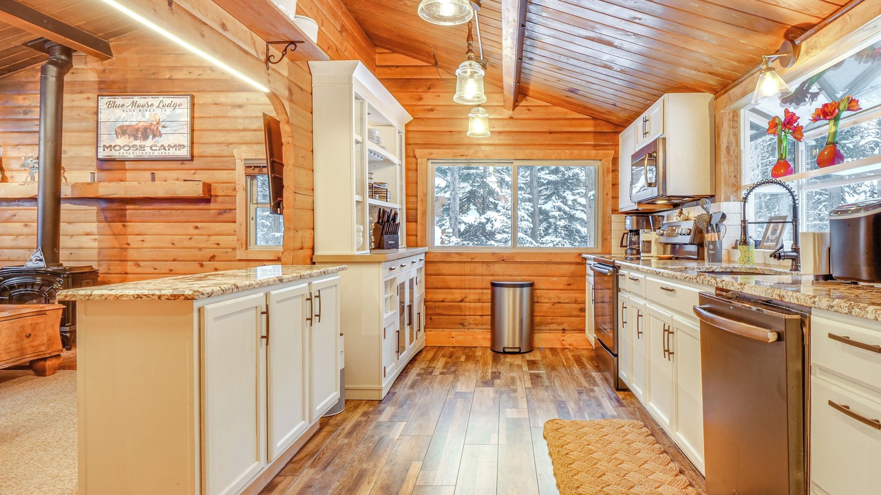 Photo of Kitchen in Blue River