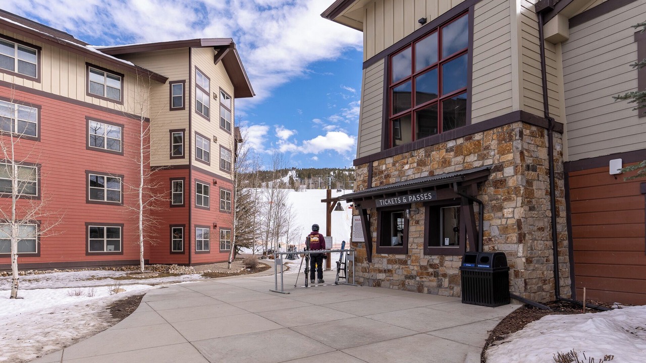 Photo of Outdoor in Silvercreek