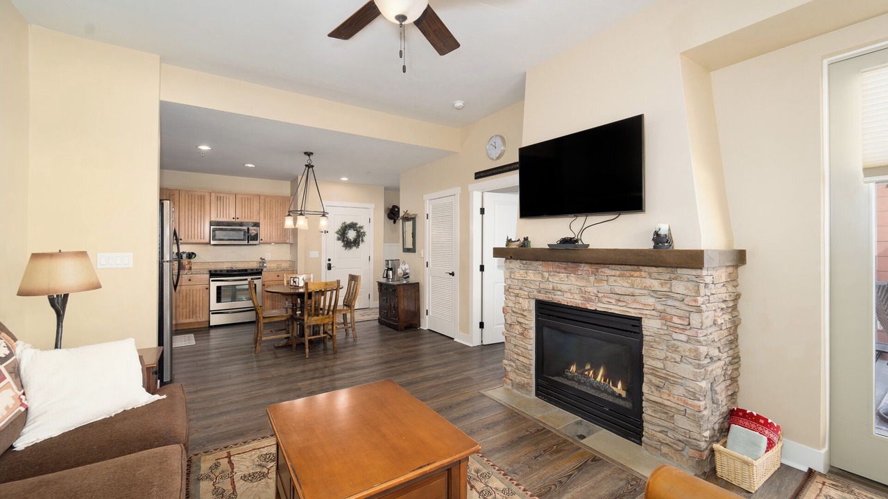 Photo of Livingroom in Silvercreek