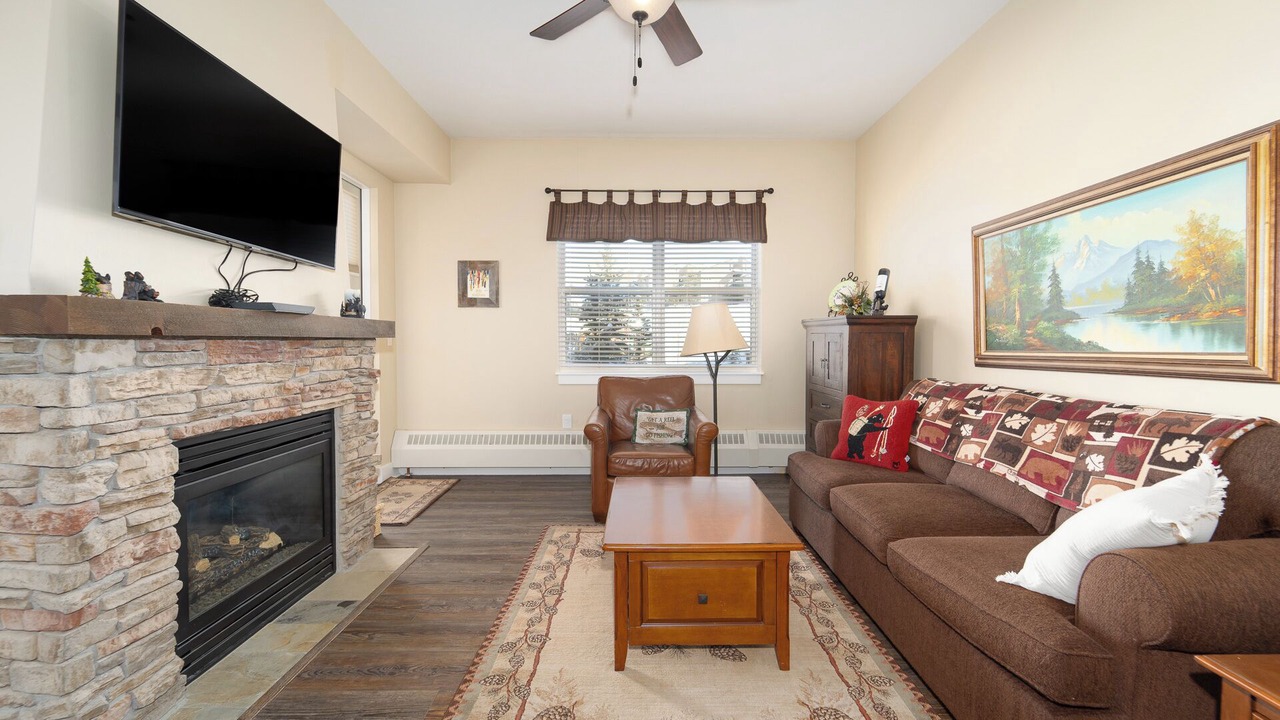 Photo of Livingroom in Silvercreek