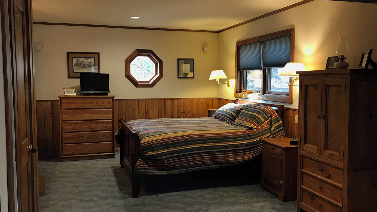 Photo of Bedroom in Pagosa Hills