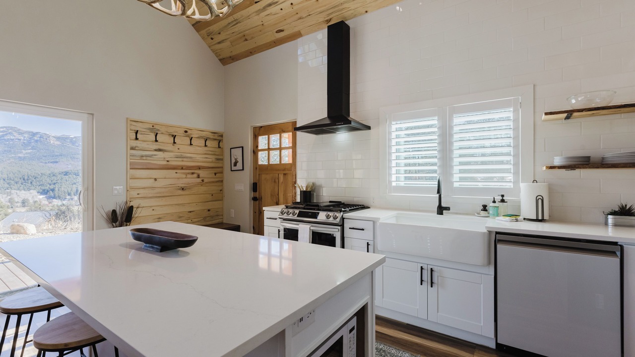 Photo of Kitchen in San Juan River Village
