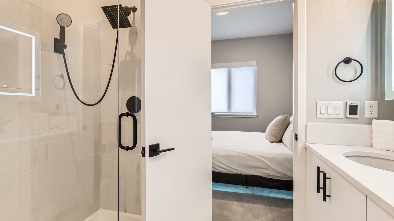 Photo of Bathroom in Sunnyside