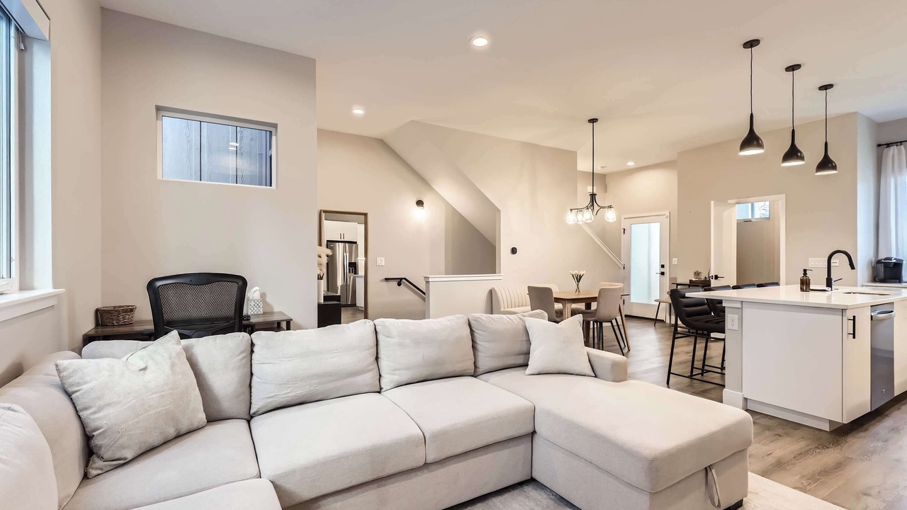 Photo of Livingroom in Sunnyside