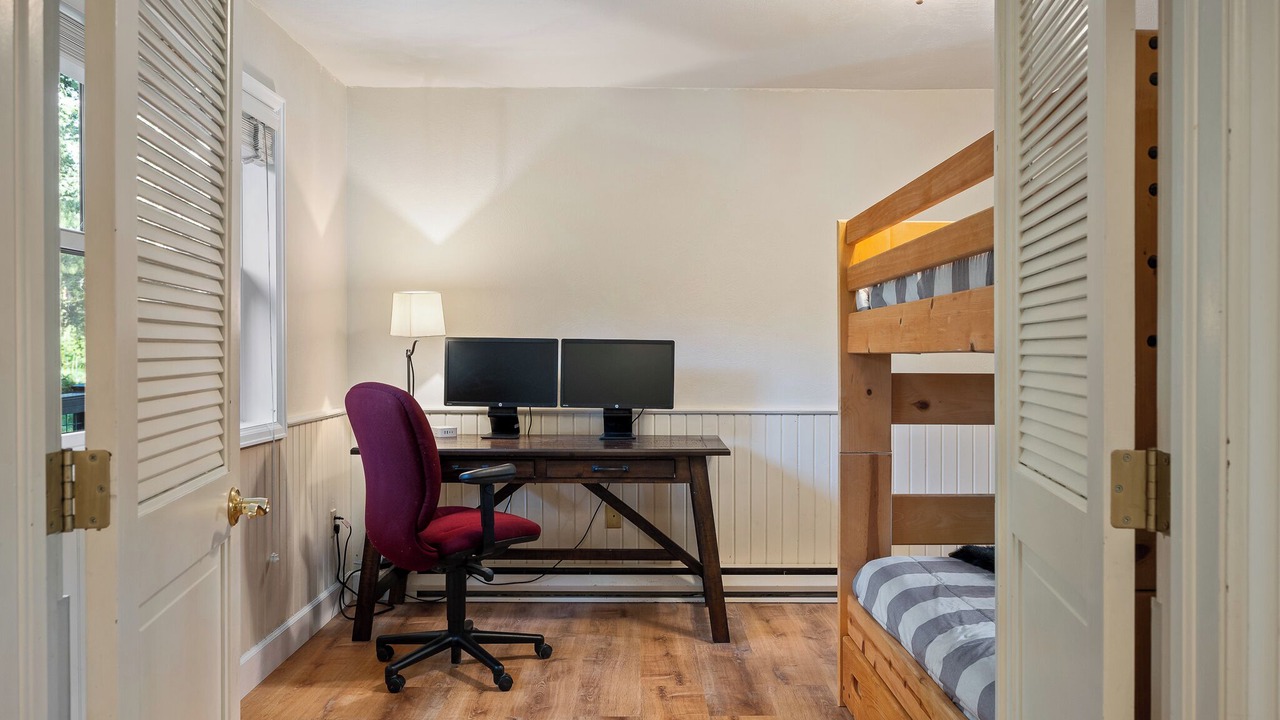 Photo of Bedroom in Sunset Ridge