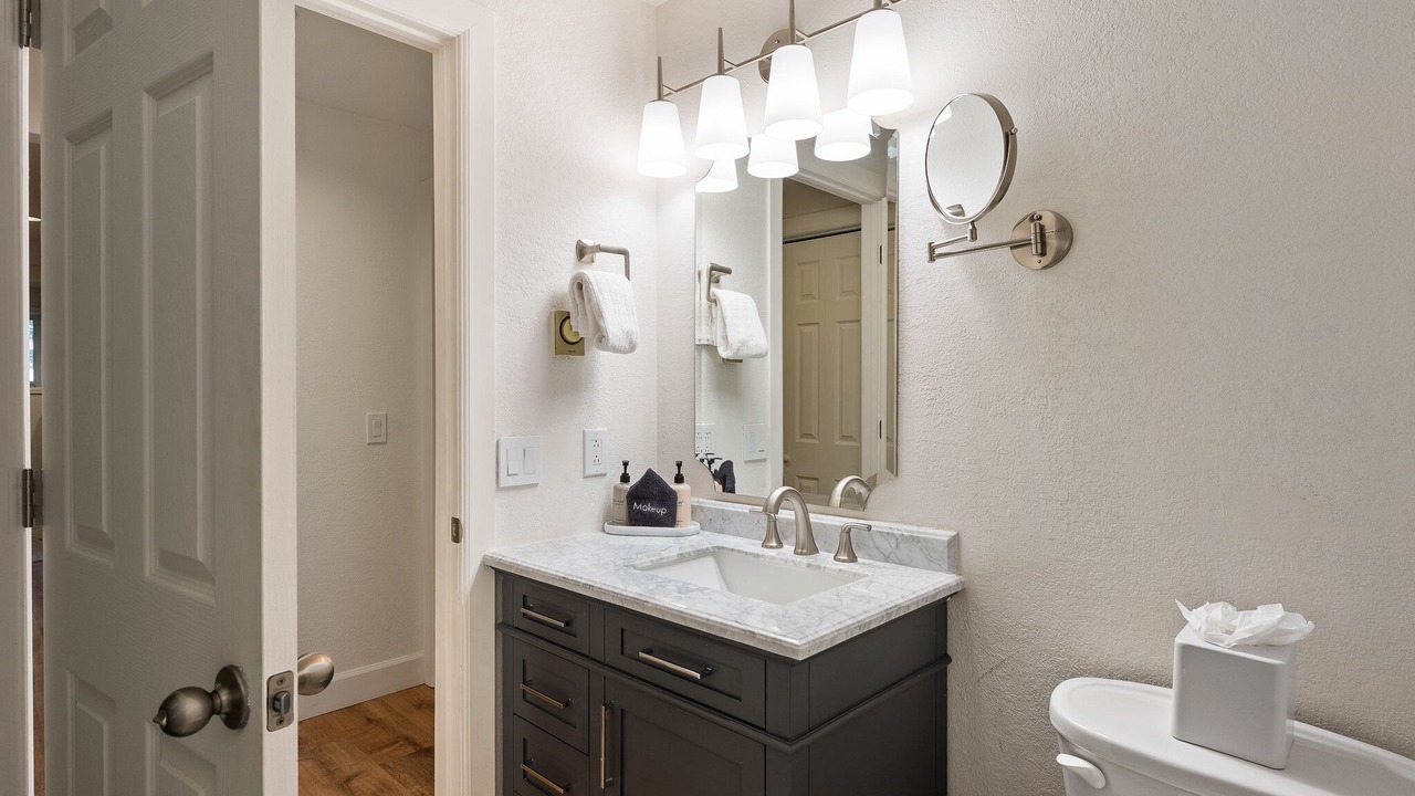 Photo of Bathroom in Sunset Ridge