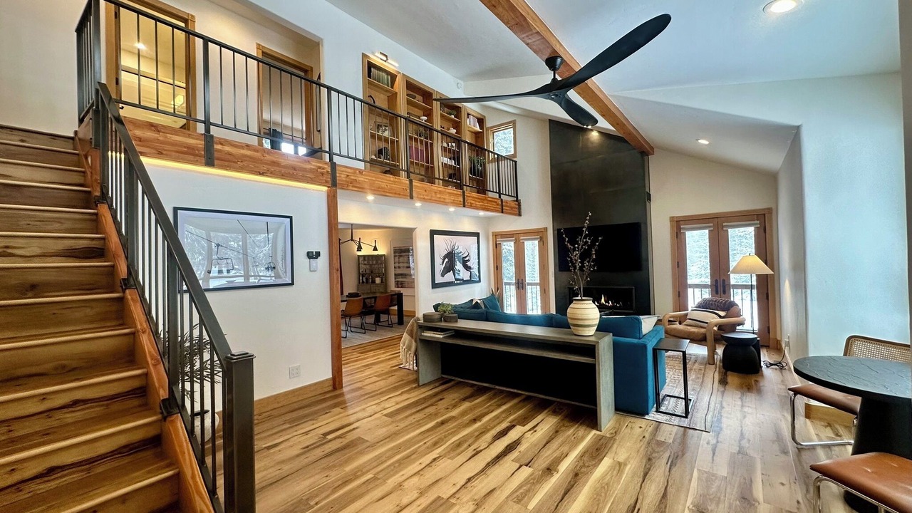 Photo of Livingroom in Sunny Slope