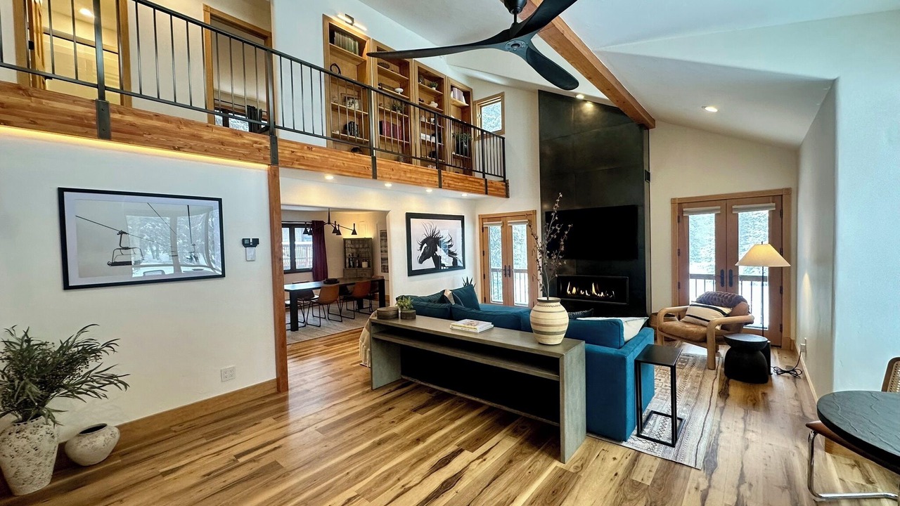 Photo of Livingroom in Sunny Slope