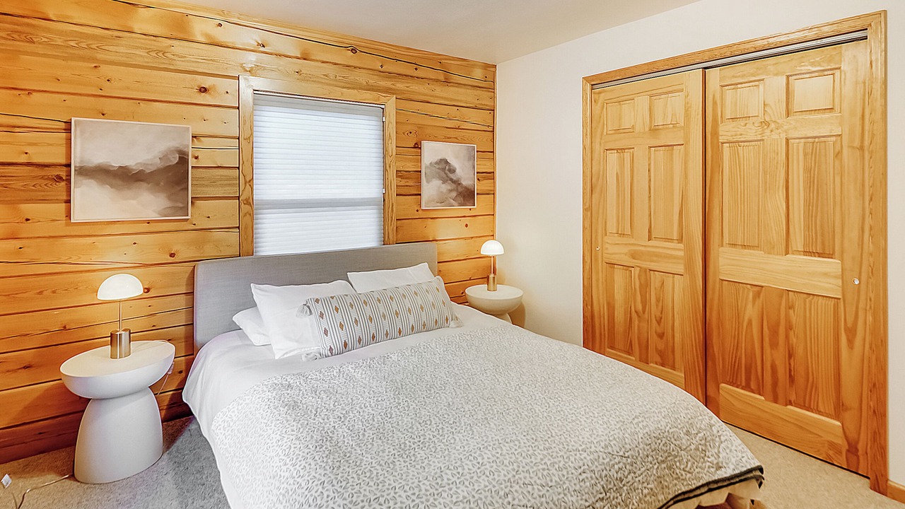 Photo of Bedroom in Granby