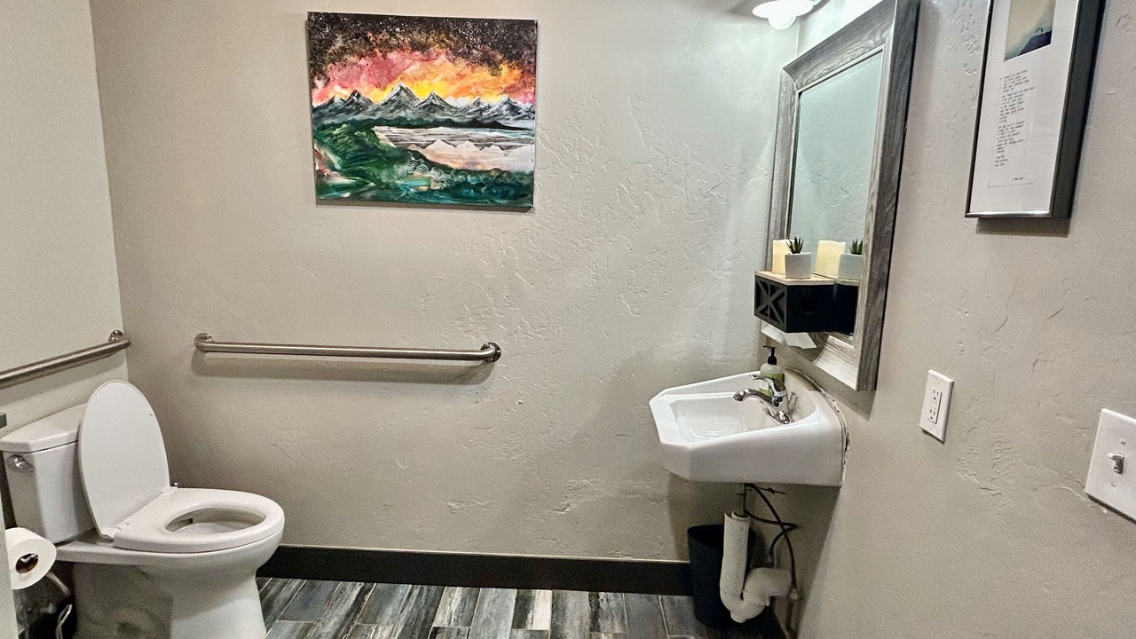 Photo of Bathroom in Alma
