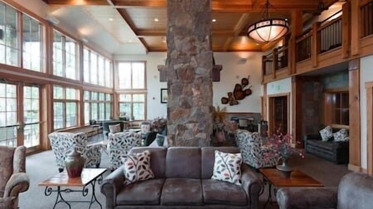 Photo of Livingroom in Four O'Clock