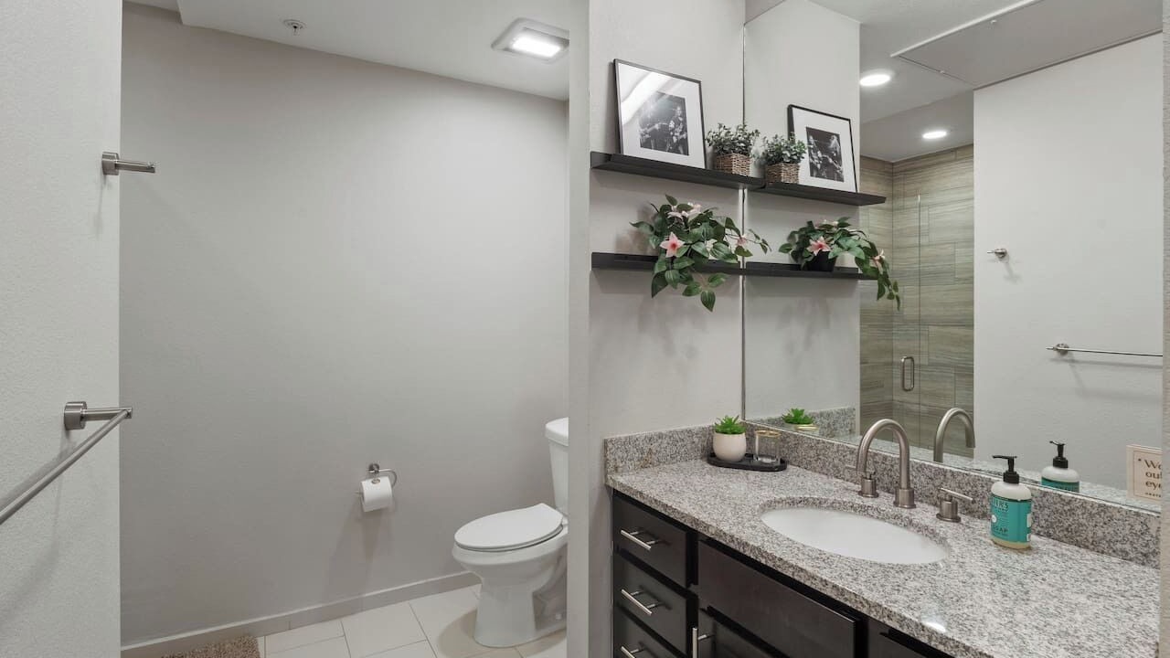 Photo of Bathroom in Golden