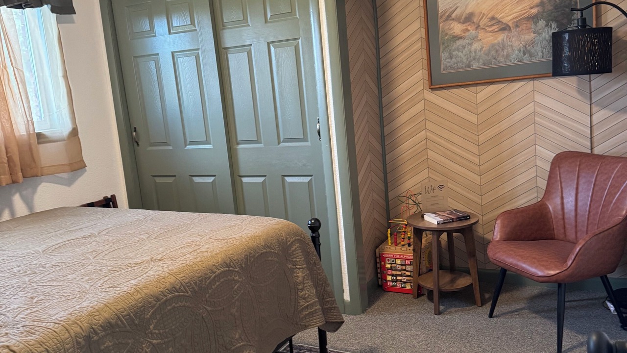 Photo of Bedroom in Vernal