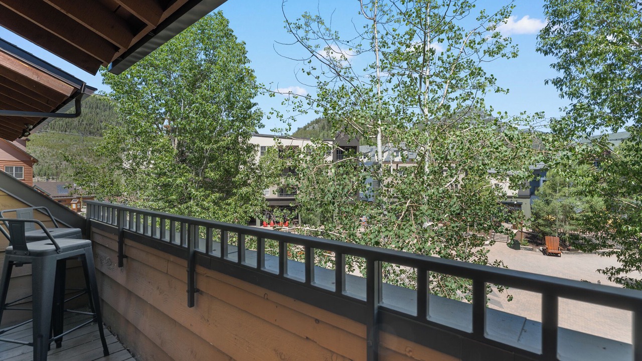 Photo of Outdoor in River Run