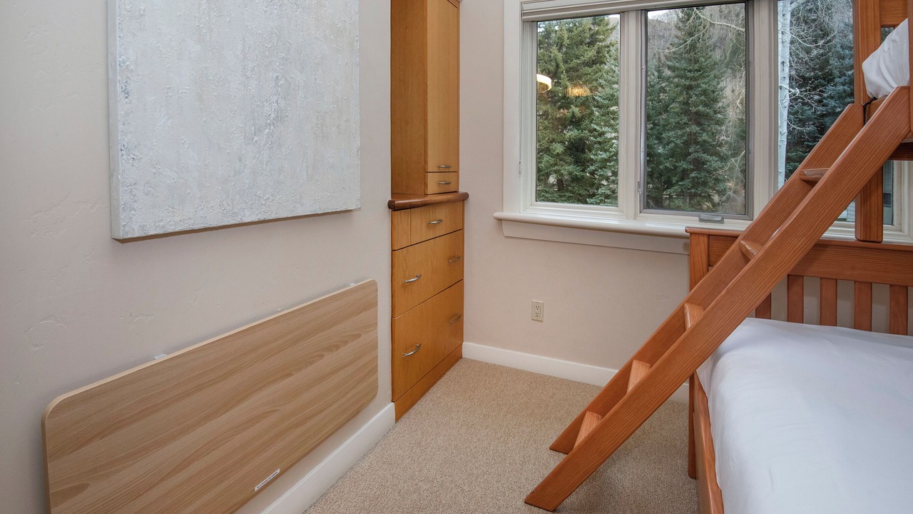 Photo of Bedroom in Vail