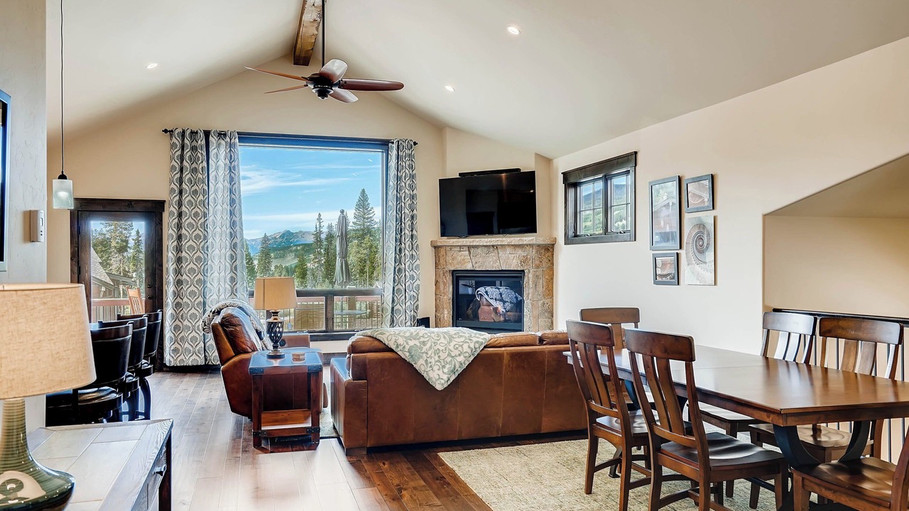 Photo of Livingroom in Keystone