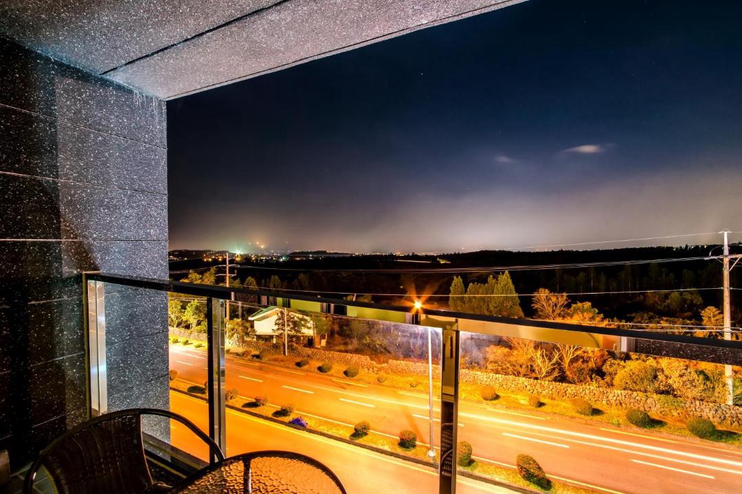 Photo of Patio Balcony in Seogwipo City