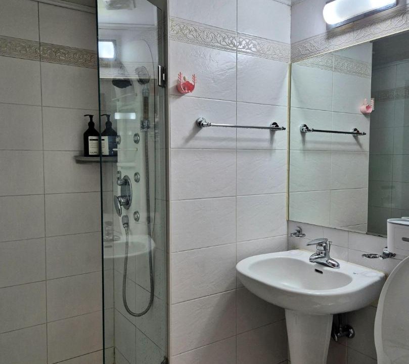 Photo of Bathroom in Nonhyeon-dong