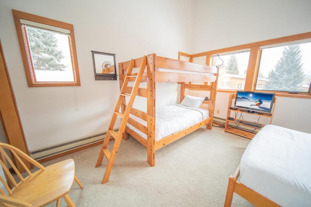 Photo of Bedroom in Keystone