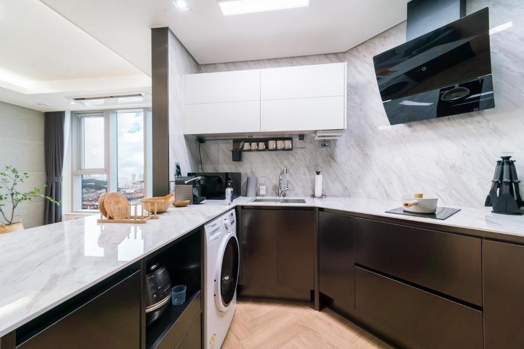Photo of Kitchen in Ch'oryang-dong