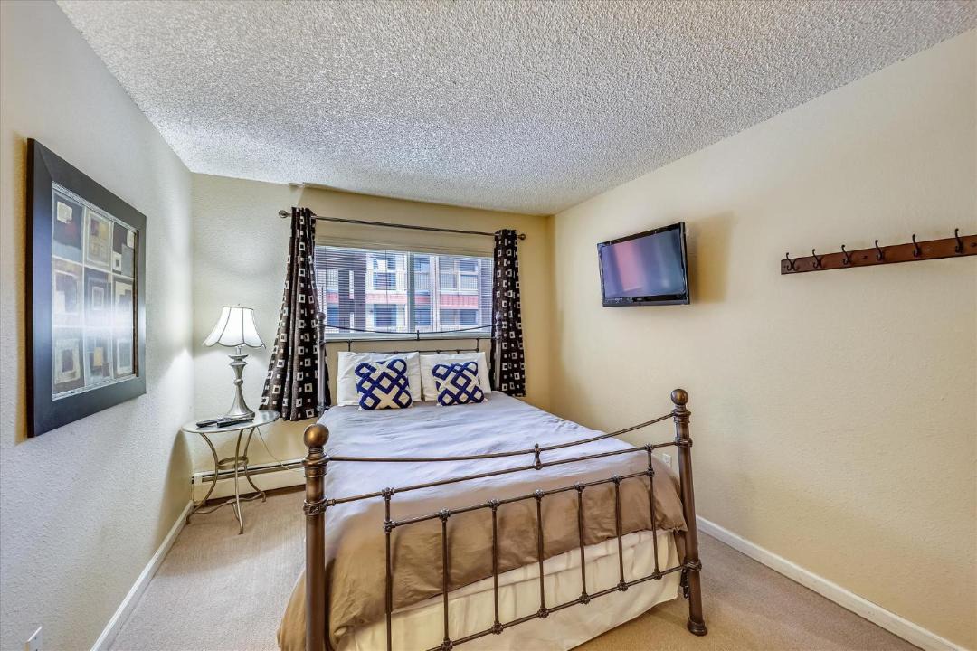 Photo of Bedroom in Historic District