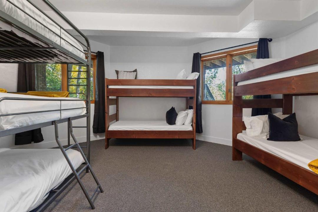 Photo of Bedroom in Lakewood