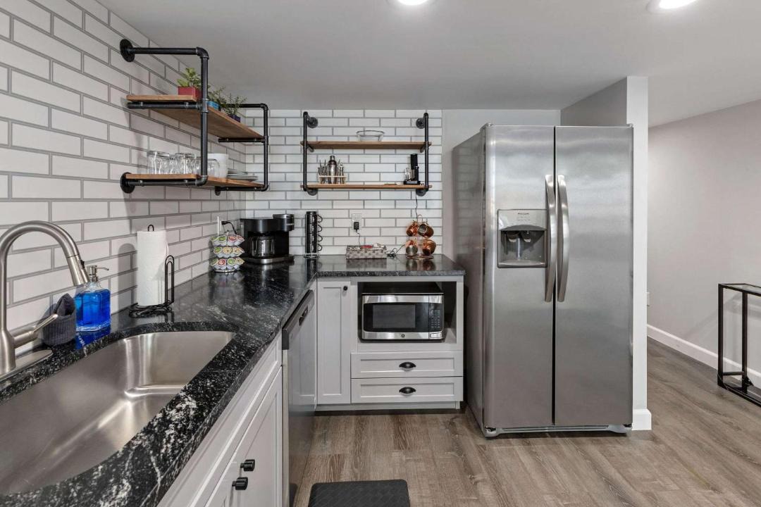 Photo of Kitchen in Barths
