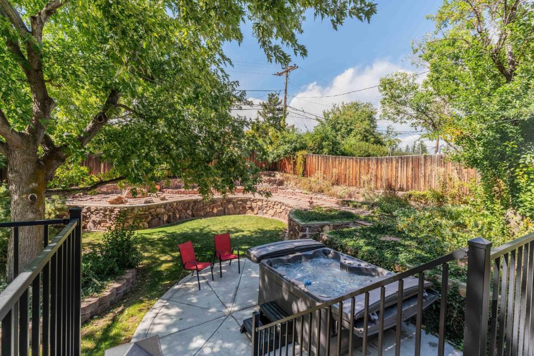 Photo of Patio Balcony in Golden