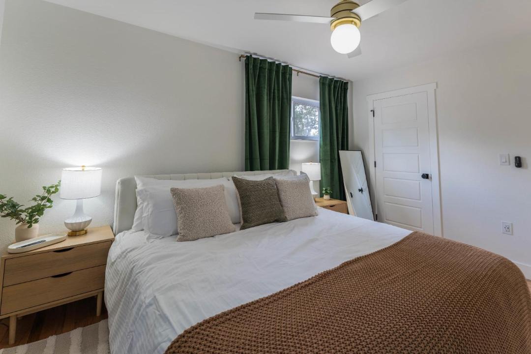 Photo of Bedroom in Alta Vista Area