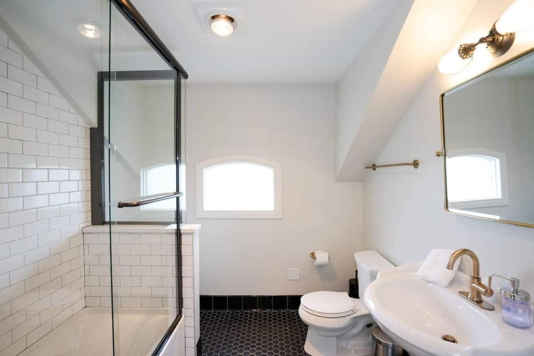 Photo of Bathroom in Five Points