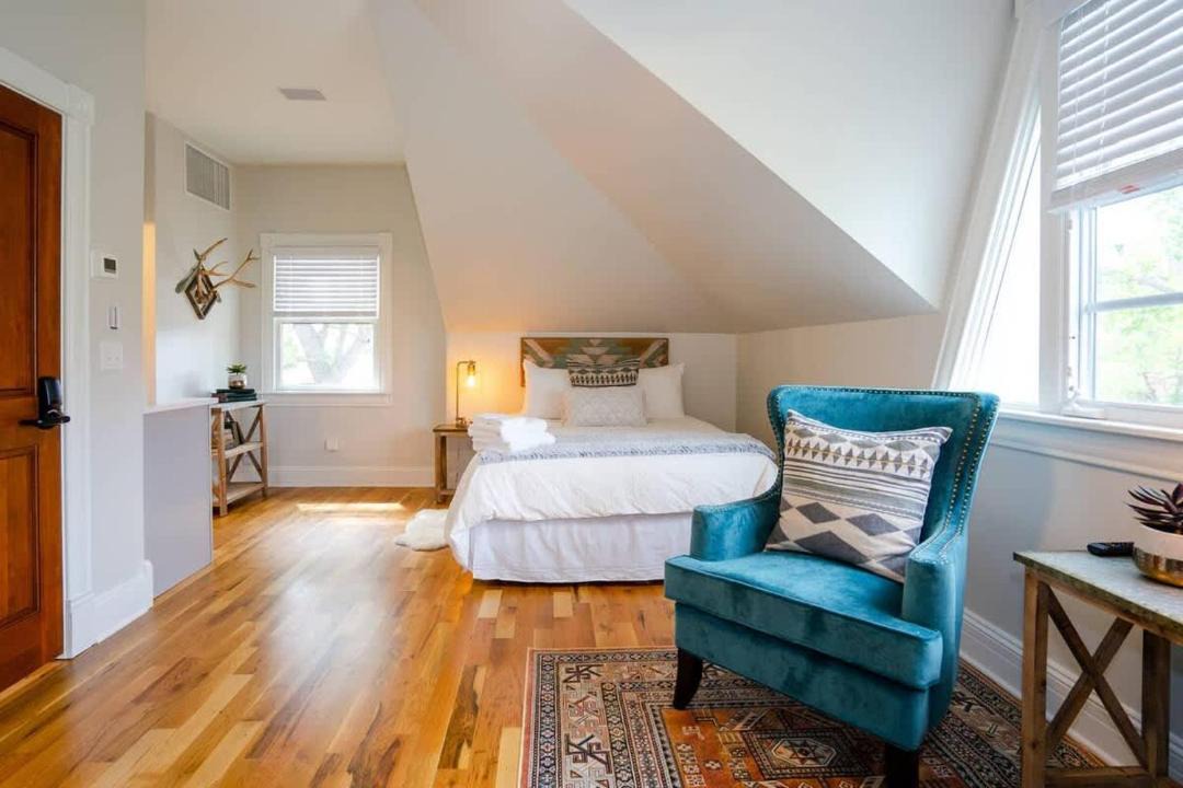 Photo of Bedroom in Five Points