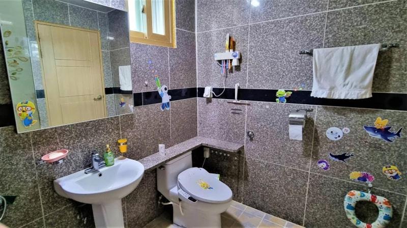 Photo of Bathroom in Andong
