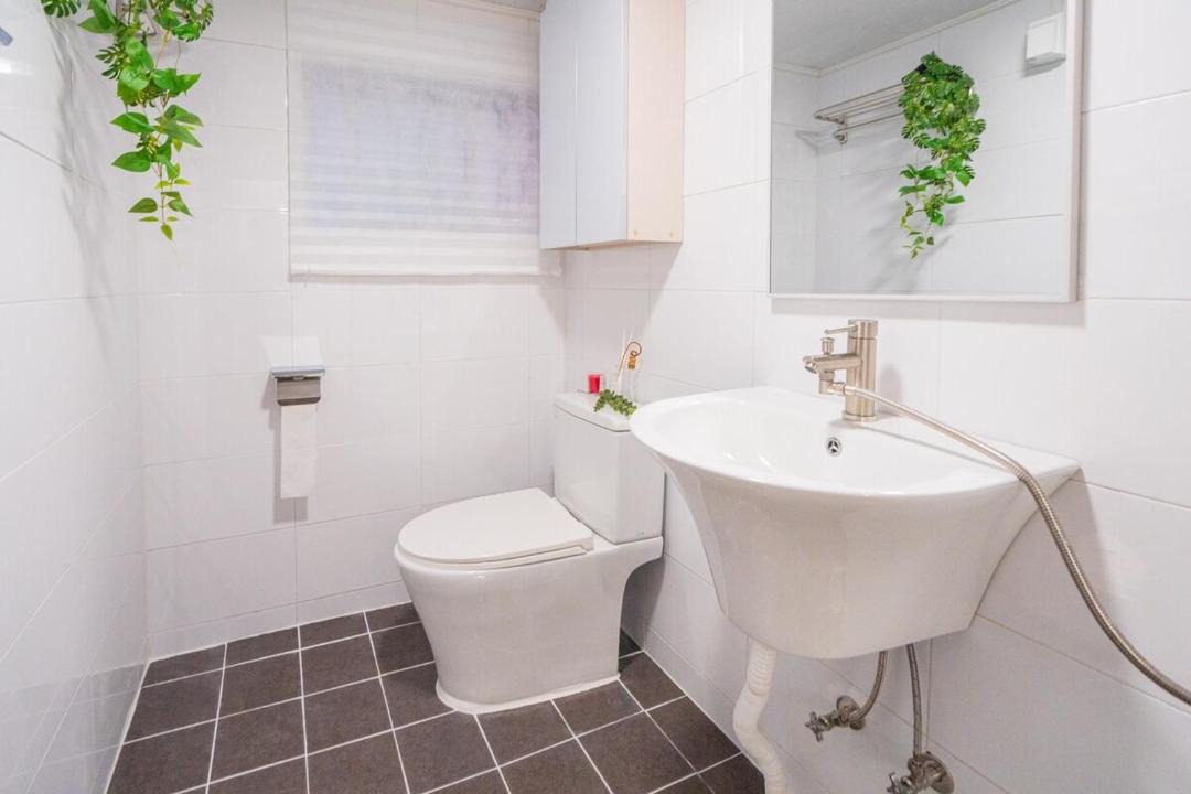 Photo of Bathroom in Daejo-dong