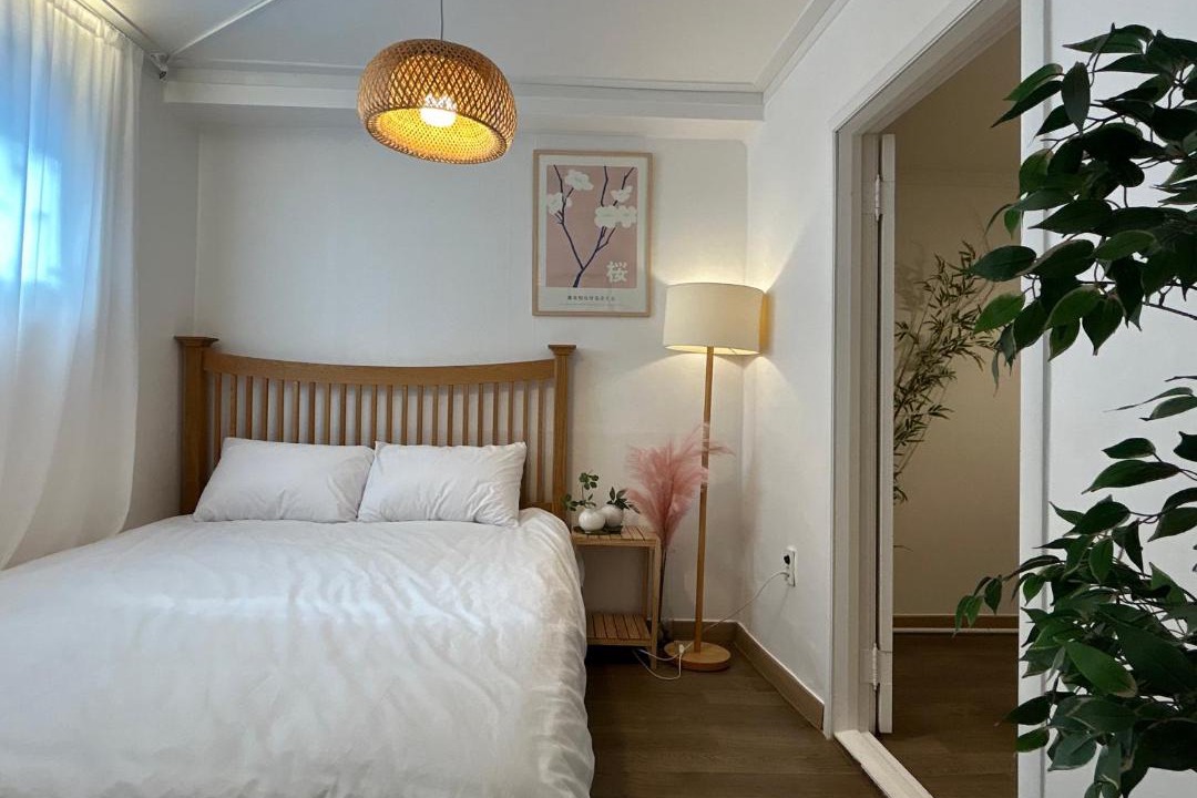 Photo of Bedroom in Gwanghui-dong
