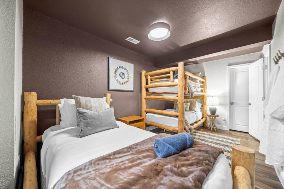 Photo of Bedroom in Northglenn
