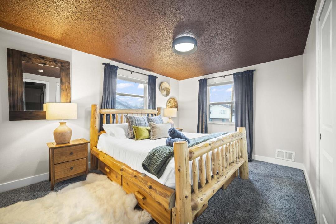 Photo of Bedroom in Northglenn