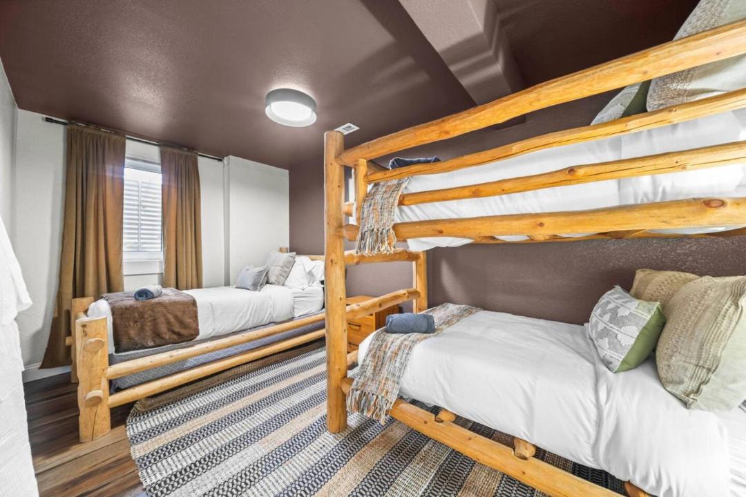 Photo of Bedroom in Northglenn