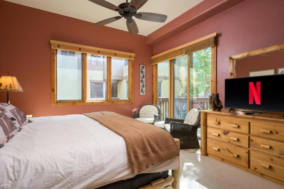 Photo of Bedroom in Edwards