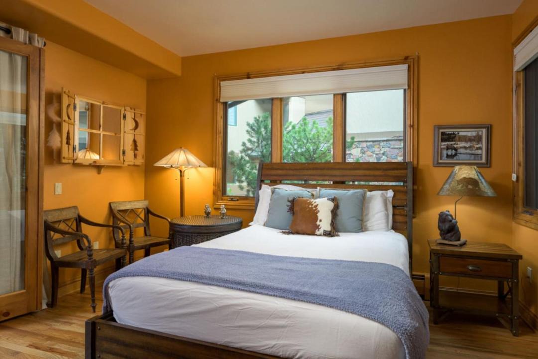 Photo of Bedroom in Edwards