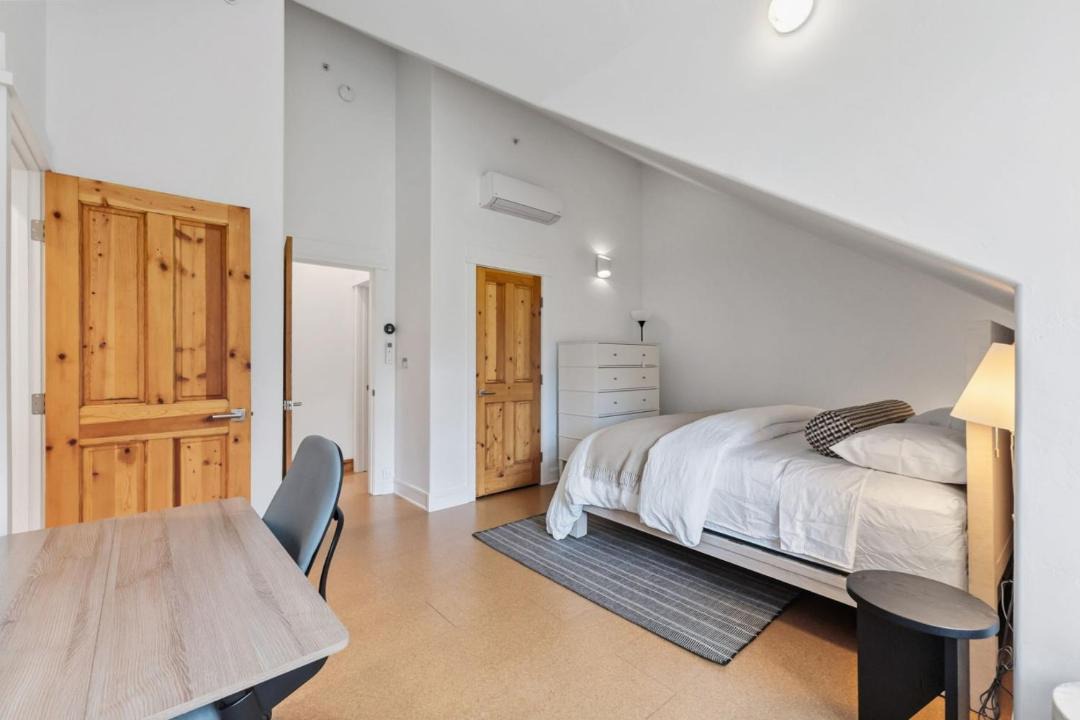 Photo of Bedroom in Edwards