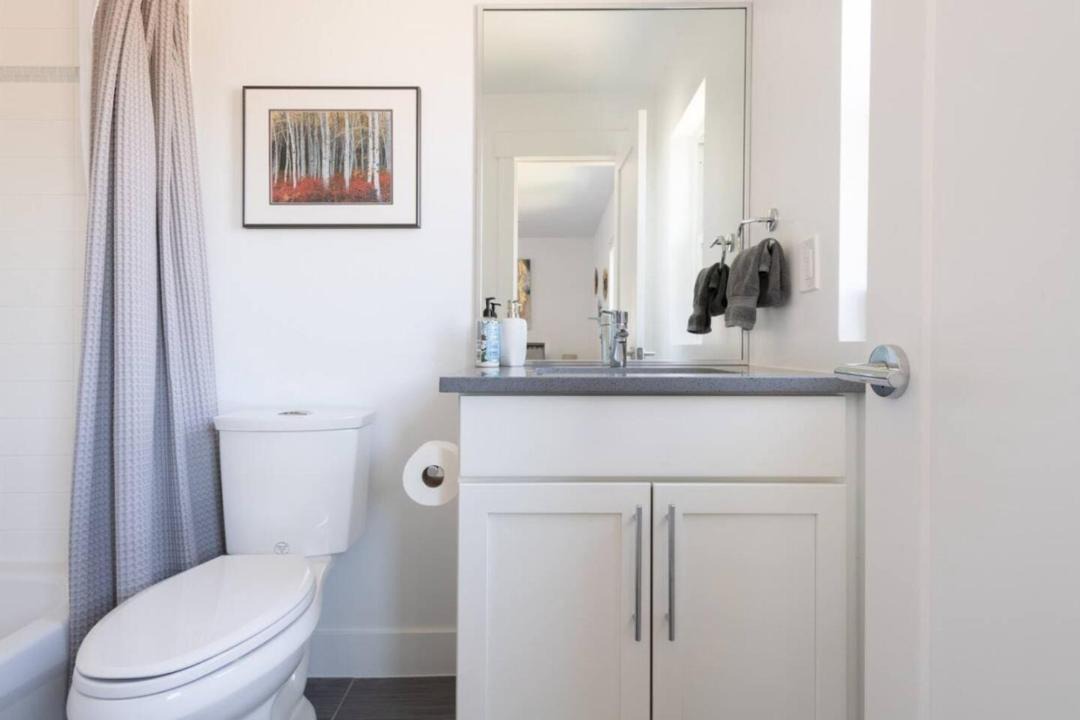 Photo of Bathroom in Sunnyside