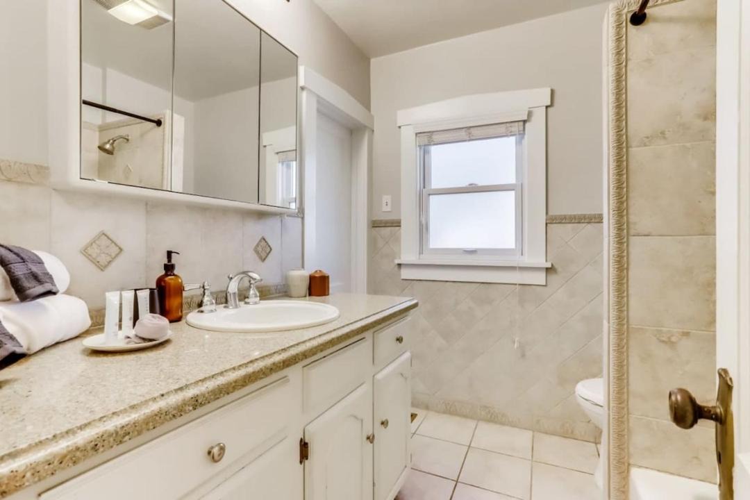 Photo of Bathroom in Washington Park West